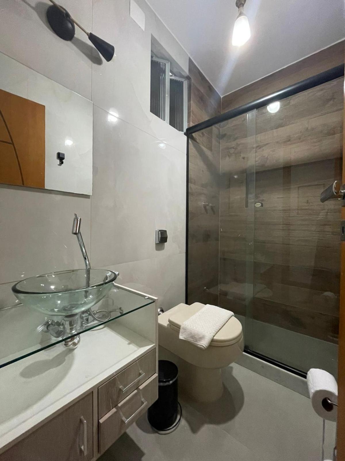 Apartemen Confortavel Apto Cama Queen E Sofa Cama - Copacabana *